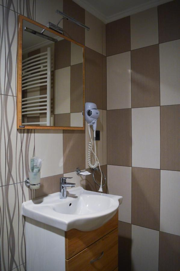 Apartmani Tika Golubac Esterno foto